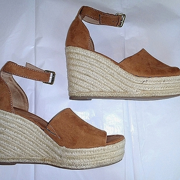 Universal Thread ESPADRILLE Wedge Sandal Shoes 6.5 - Picture 4 of 8